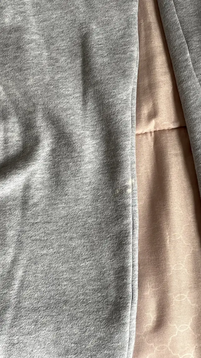 TNA Fleece Sweatpants/Sweatfleece in Women's - Bottoms in Mississauga / Peel Region - Image 6