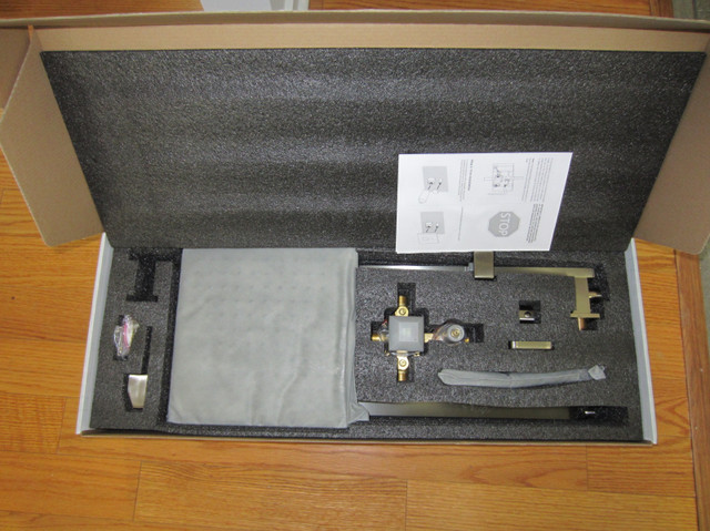 Bathtub Square Shower Faucet Set Brand New in Box Brushed Nickel in Bathwares in Mississauga / Peel Region - Image 4