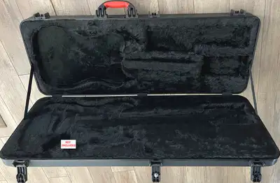 FENDER PREMIUM HARD MOLDED CASE TELE / STRAT, View more