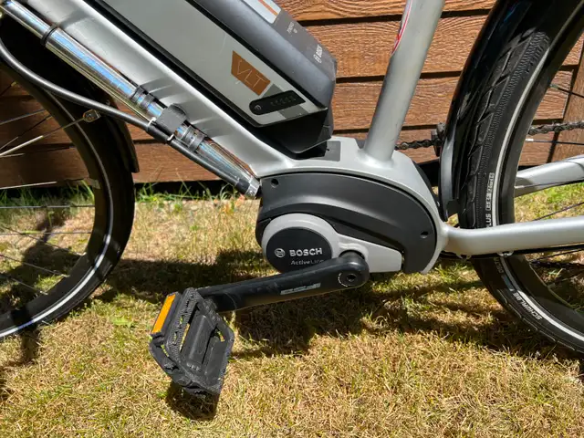 Electric Bicycle570159702265702402