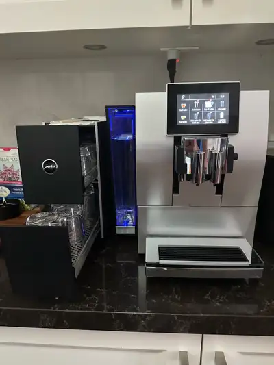 Jura E8 ジャンク品 Jura E8 ジャンク品 - メルカリ