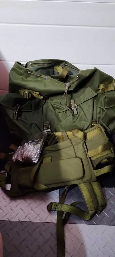 Pattern 82 Canadian military backpacks, View more