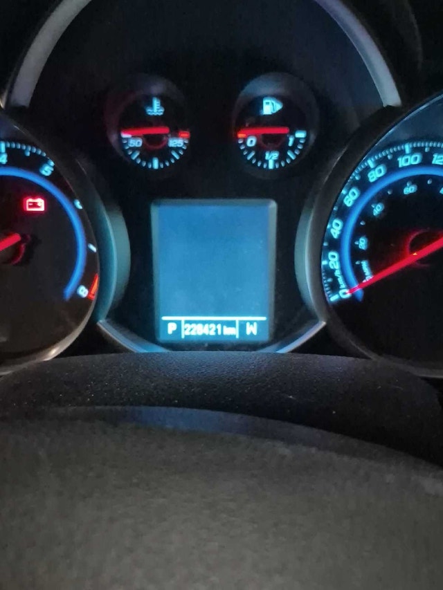 Chevy cruze — photo 3