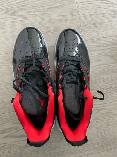 Jordan Jumpman Basketball Shoes – Black & Red, View more