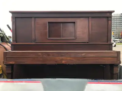 FREE PIANO FREE DELIVERY PLAIN JANE BOXY HEINTZMAN WITH PEA, View more