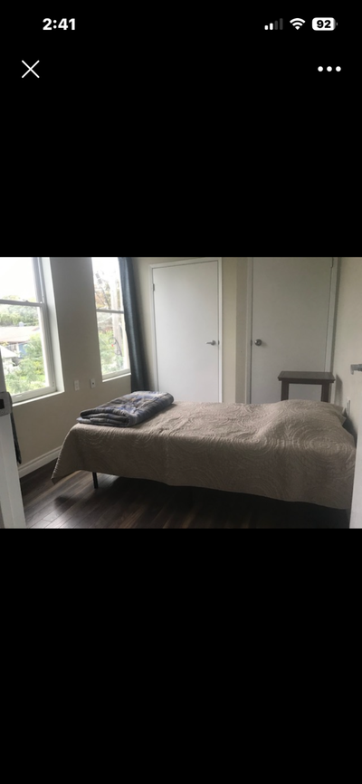 Looking for a roommate to share a 2-bedroom apartment in small apartment building in the charming Ea...