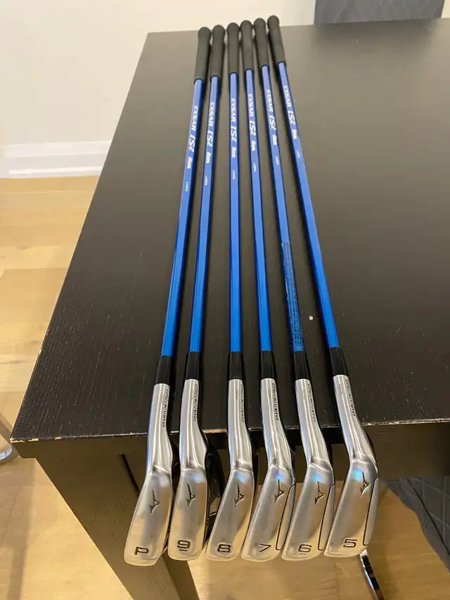 Mizuno Women’s Irons Set in Golf in London - Image 6