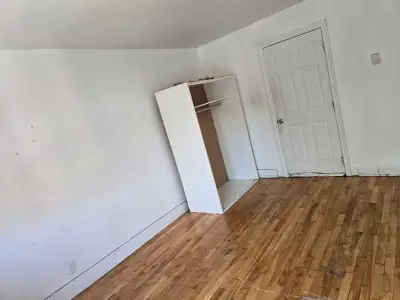 Private Room in 4 1/2