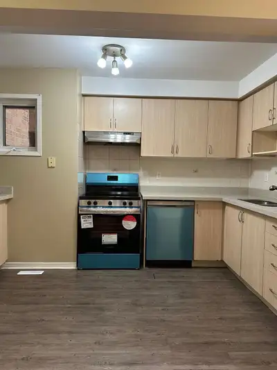 3 bedroom house for rent in Brampton
