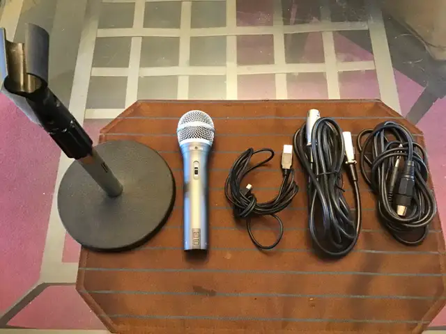 Samson Q2U USB Microphone in Pro Audio & Recording Equipment in London - Image 2