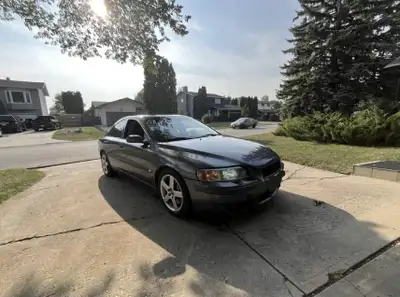 This 2004 Volvo S60R is a true enthusiast car and one of Volvo’s most impressive performance models....