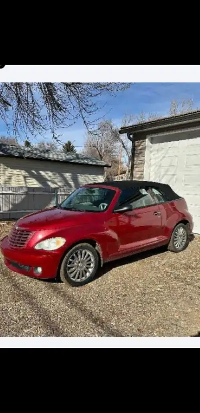 Extremely well maintainef Turbo PT GT CRUISER CONVERTIBLE automatic.Brand new windsheild and tires....