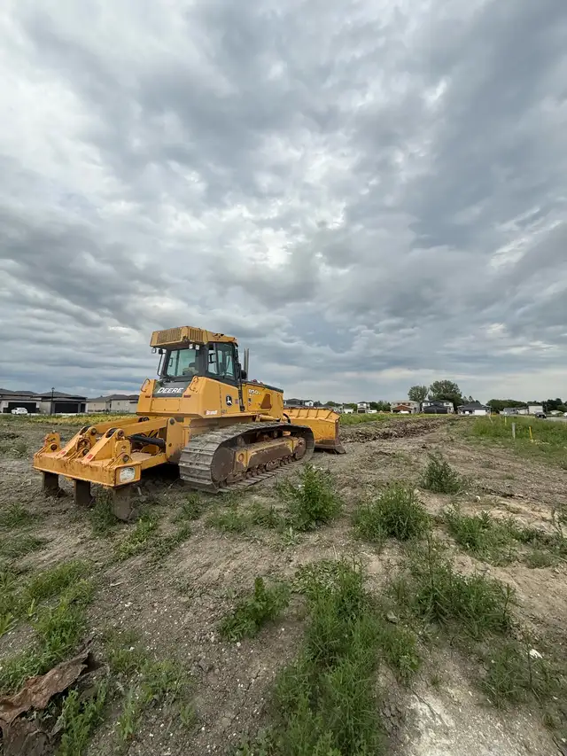 Heavy Equipment and Hauling Services in Excavation, Demolition & Waterproofing in Winnipeg - Image 3