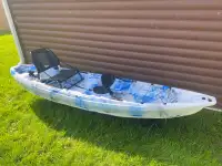 New Kayak - Versa Flow - Blue/White Sit On Top