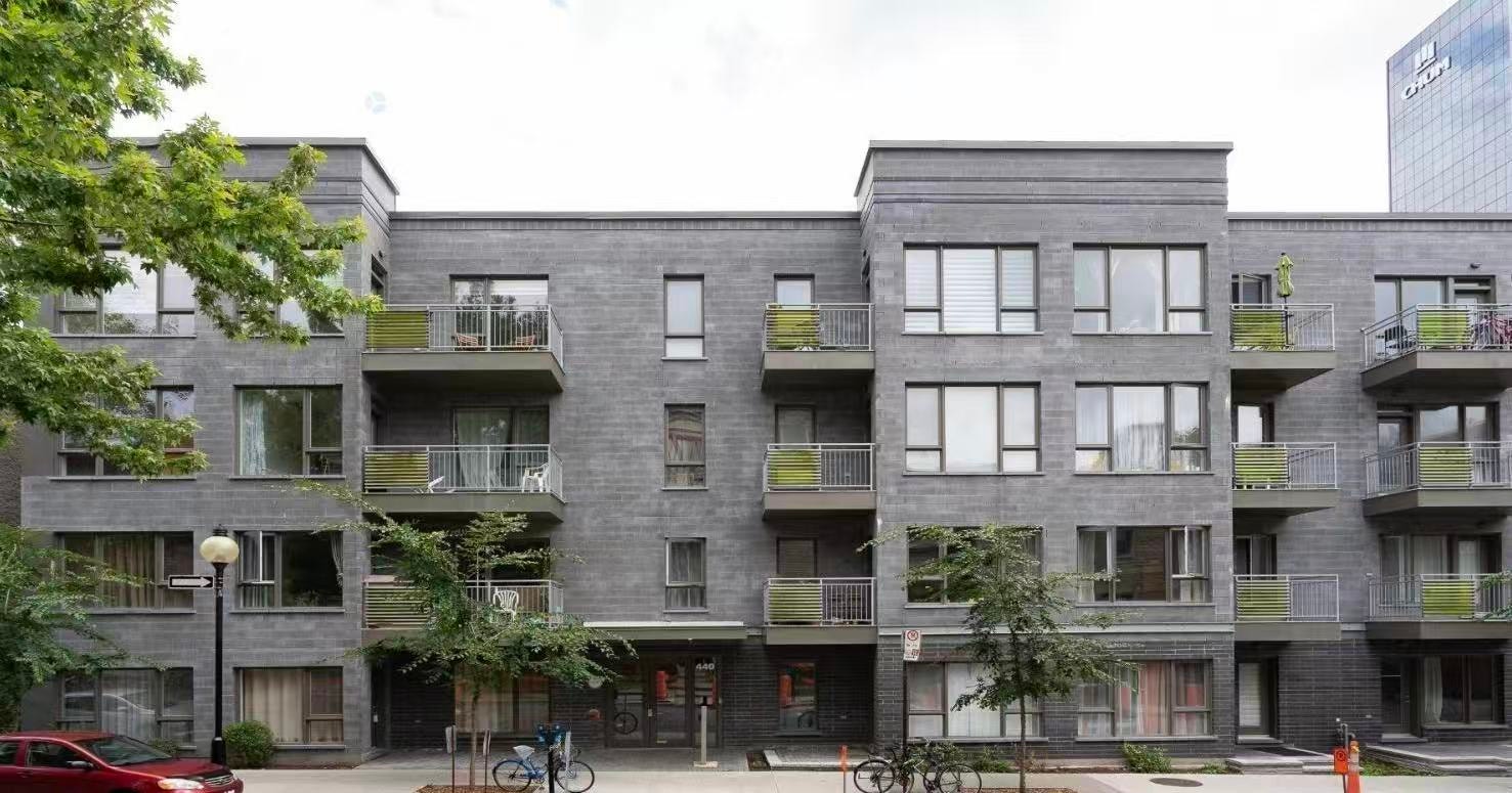 Quiet Downtown Loft | Steps from CHUM |  UQAM | $1,480 — photo 1