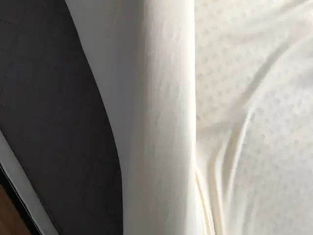 2 Insertions ferme et semi-ferme  lit queen Duo matelas Houde in Beds & Mattresses in Sherbrooke - Image 7