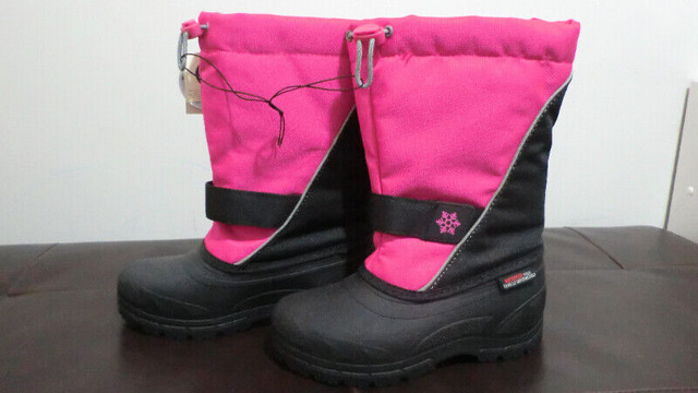 Girls Winter Boots, Size 3, NEW w/tags dans Enfants et jeunesse  à London - Image 2
