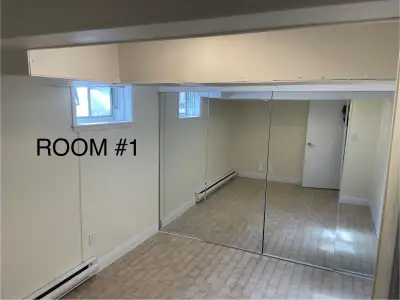 3 bed rooms Apartment for rent available July first