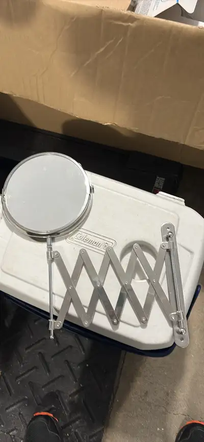 Miroir pour maquillage extensible, View more