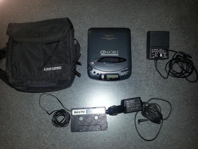 Sanyo Mobile Portable Car CD player & accessories General Electronics