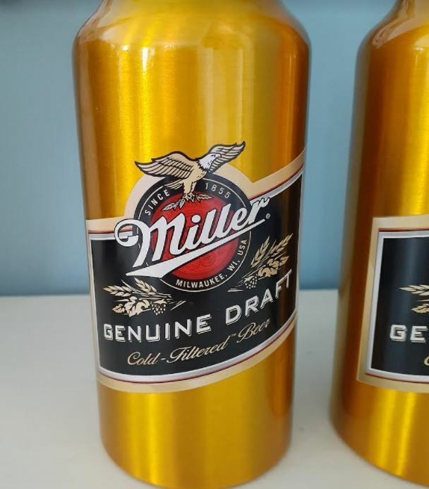 Pair of Miller Genuine Draft metal water bottles in Arts & Collectibles in Markham / York Region - Image 2