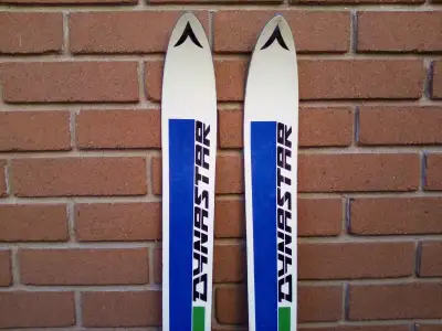 Skis alpins 170cm DYNASTAR S 135 PI Fixations LOOK G3 Fabriqué en France Maison sans fumée ni animau...