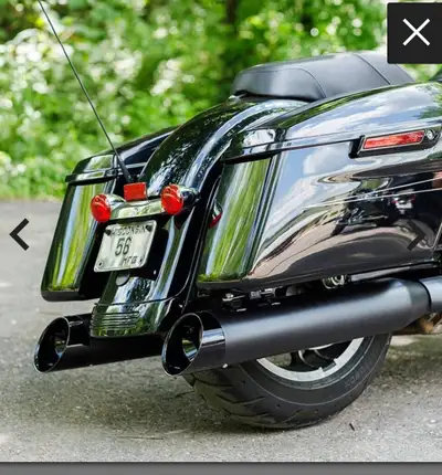 On bike for about a year. In okay shape. Ended up going with a different exhaust. Will fit 2017+ Har...