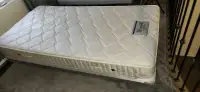 Twin Platform Bed with Maxipedic spring mattress