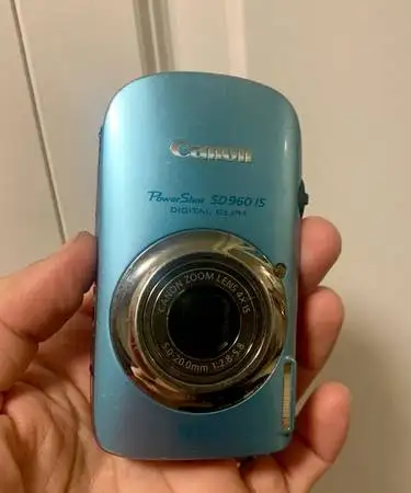Canon PowerShot SD960 IS / IXUS 110 / IXY 510 12.1MP Camera in Cameras & Camcorders in Burnaby/New Westminster - Image 6