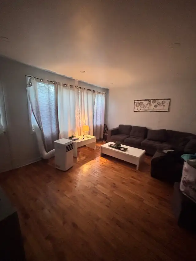 Bachelor room for rent63804735182467121