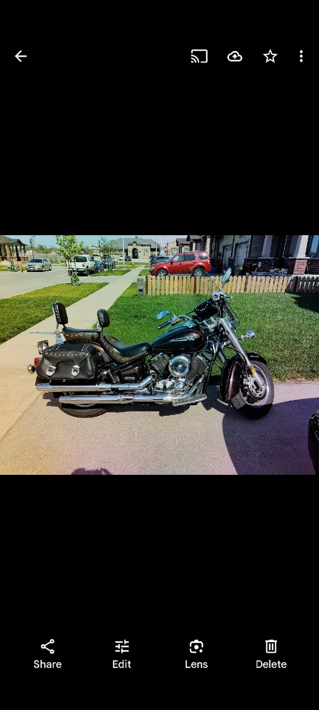 Yamaha v-star 1100 2004 in Street, Cruisers & Choppers in St. Catharines