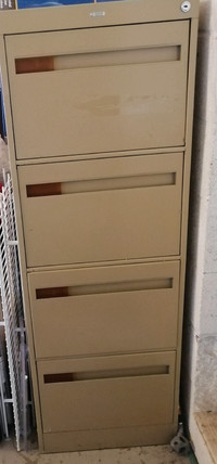 Legal size, 4 drawer filing cabinet