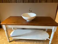 Vanité de salle de bain / Bathroom Vanity