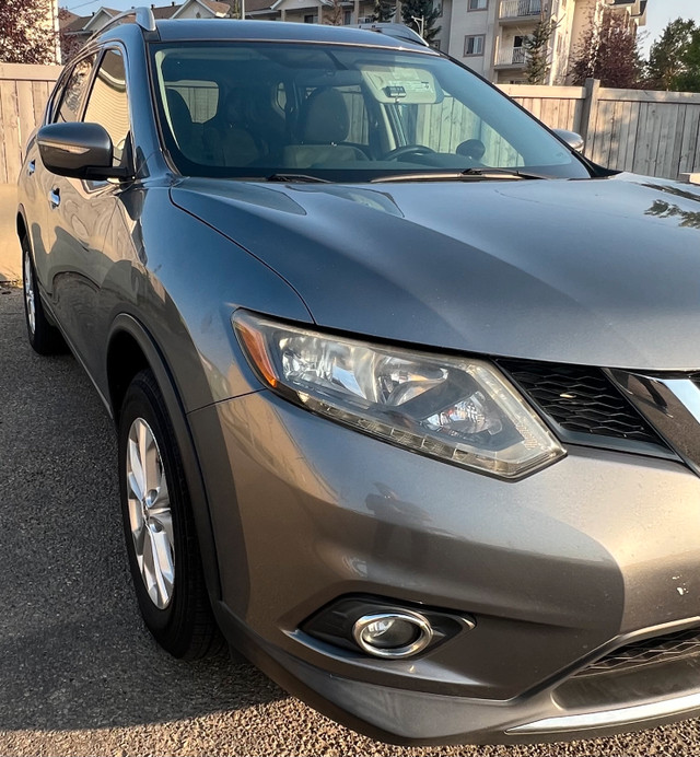 2015 Nissan Rogue AWD  in Cars & Trucks in Edmonton - Image 4