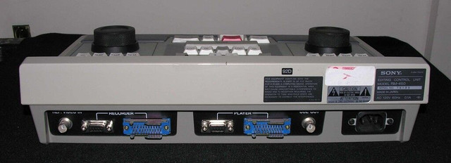 Editing control unit For-A & Sony dans Appareils électroniques  à Longueuil/Rive Sud - Image 3