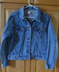 Vintage Bluenotes men's or ladies XL jean jacket $60