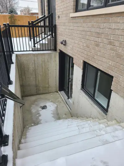 2 BEDROOM BASEMENT APT