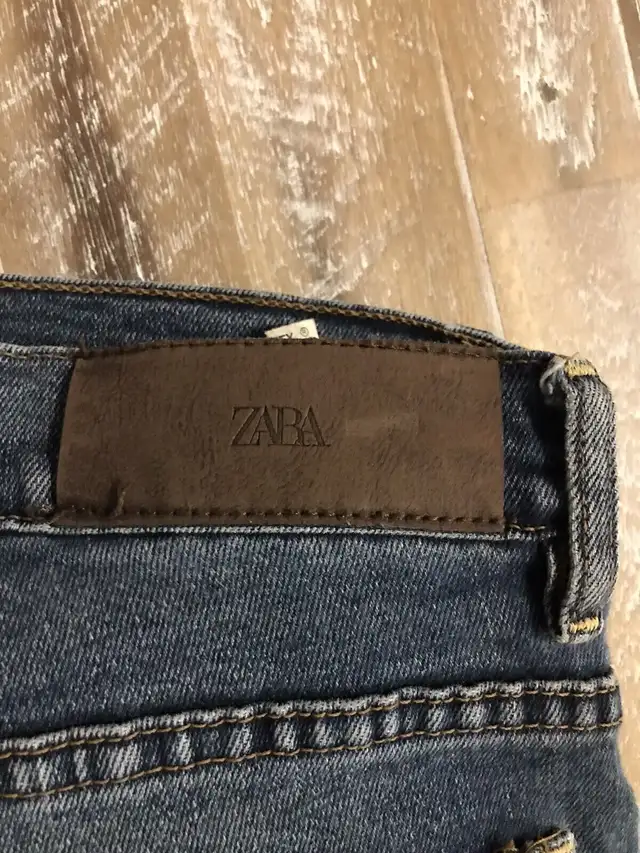 Zara men’s jeans in Men's in Hamilton - Image 3