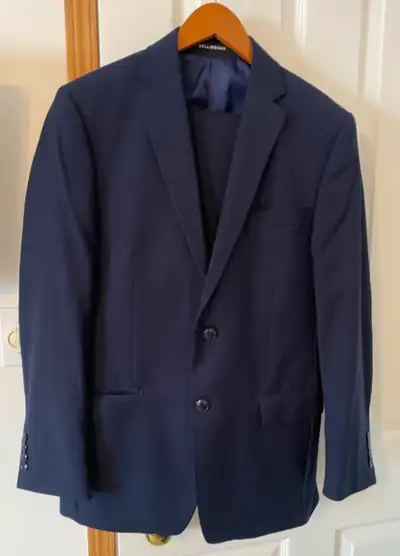 Men’s Suit, View more
