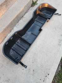 Chevrolet 1500 2018 Tonneau Cover and Under Seat storage 