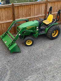 2007 John Deere 2520 Lawn & Garden Tractor