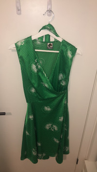Spring sale! Green patterned wrap satin dress