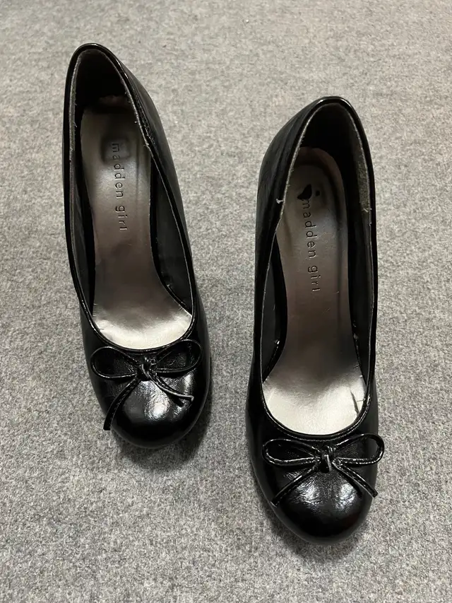 Size 8 Boots and 8.5 Heels in Women's - Shoes in Edmonton - Image 7
