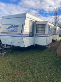 36’ citation camper trailer 2 slide’s living home bunkie cottage