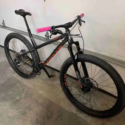 Awesome hardtail MTB. Great shape and well maintained. $1,100 obo