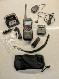 Uniden MHS126 Handheld Floating 2-Way VHF Marine Radio