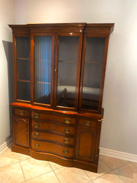 vintage real wood bookcase/display cabinet