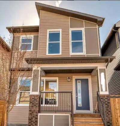Cozy 1-Bedroom Legal Basement Suite in Walden – Available August