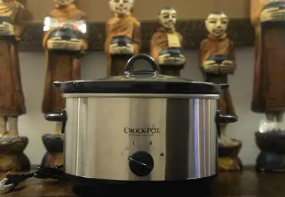 Crock-Pot Manual Slow Cooker: 4qt/SS(never used), View more