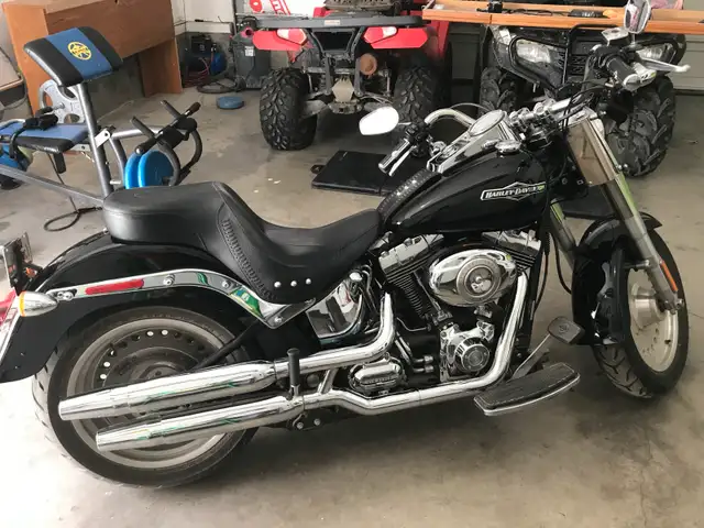 Harley Davidson Fat Boy 2007 in Street, Cruisers & Choppers in Regina - Image 2